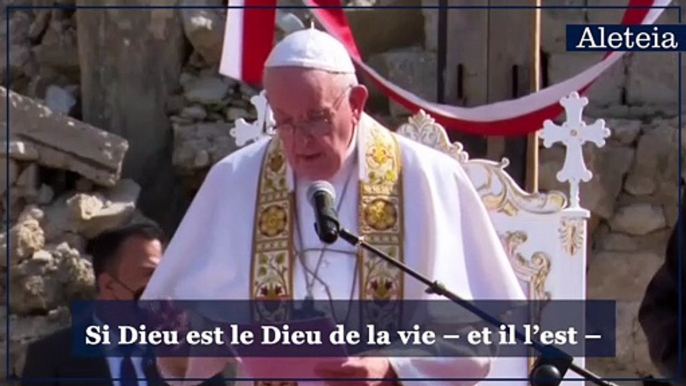 À Mossoul, l’émouvante prière du pape François pour les victimes de la guerre