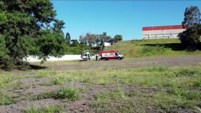 Com queimaduras graves, mulher é aerotransportada a Cascavel pelo equipe do Consamu