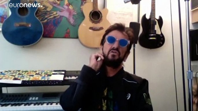 Ringo Starr lança "Zoom in, Zoom out" com McCartney, Sheryl Crow, Kravitz e outros