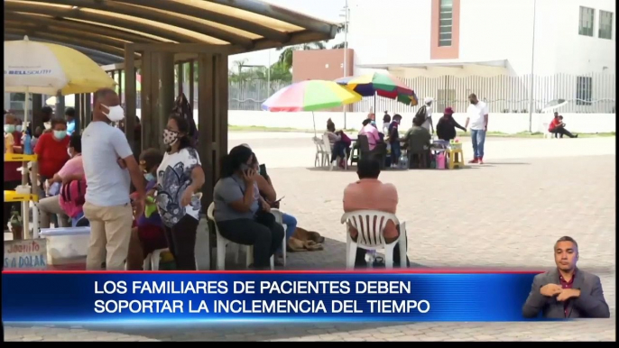 ¿Cómo viven los familiares de los pacientes con COVID-19 hospitalizados?