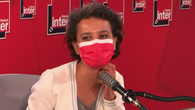 Mise en place, dans sa région Auvergne Rhône-Alpes, d'un revenu solidarité jeunesse et d'une aide à l'alimentation : "Nous allons traiter la jeunesse avec l'attention qu'elle mérite" (Najat Vallaud-Belkacem)