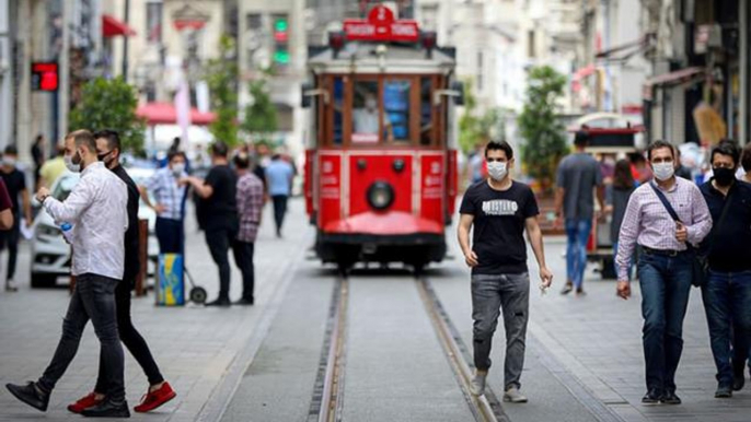 İstanbul'da vaka sayıları son on günde yüzde 30 oranında azaldı