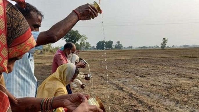 UP: Villagers are performing prayers to avoid corona