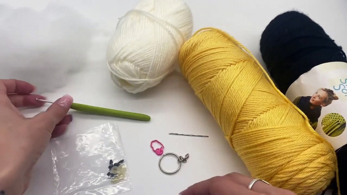 Crochet Bee Tutorial For Beginners | Crochet Bumblebee | Crochet Tictok Bee