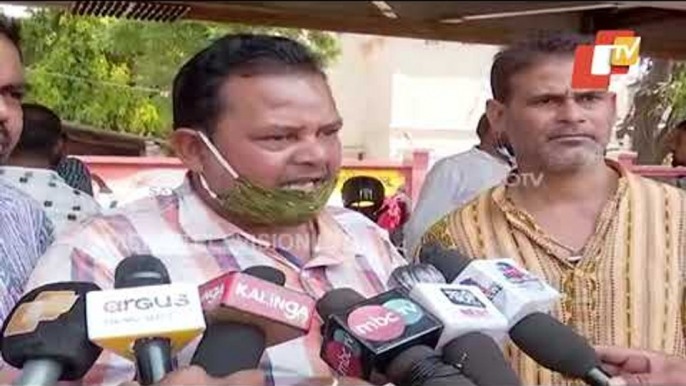 Locals Protest In Sambalpur Over Paddy Procurement Issue