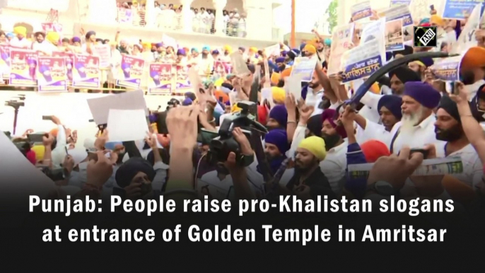 People raise pro-Khalistan slogans at entrance of Golden Temple