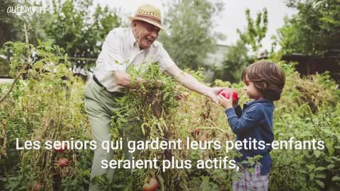 Les grands-parents qui gardent leurs petits-enfants vivraient plus longtemps