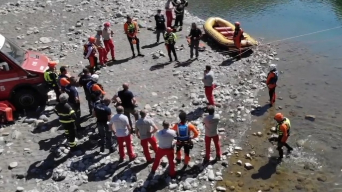 La Spezia - Ricerche e salvataggio in ambiente acquatico: esercitazione Vigili del Fuoco (25.06.21)