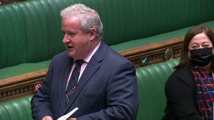 Ian Blackford asks PM about Cummings texts