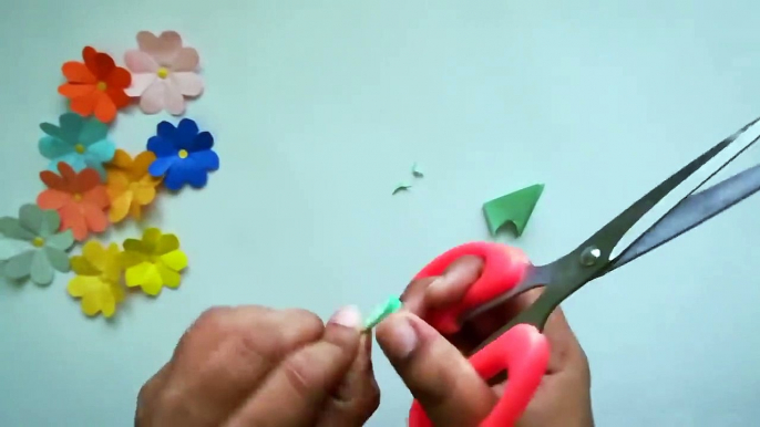 Easy Paper Flowers / How To Make Paper Flowers /Paper Craft By Kovaicraft