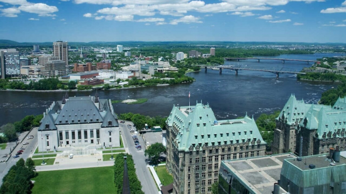 The Quebec-Ontario Border Is Officially Reopening This Week