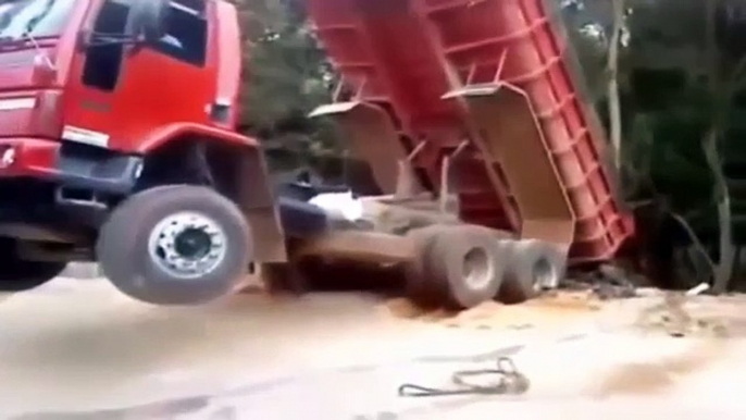 [ Amazing Machines Compilation ]Dangerous Truck Overloaded, Truck Monster Stuck in Roads Terrible