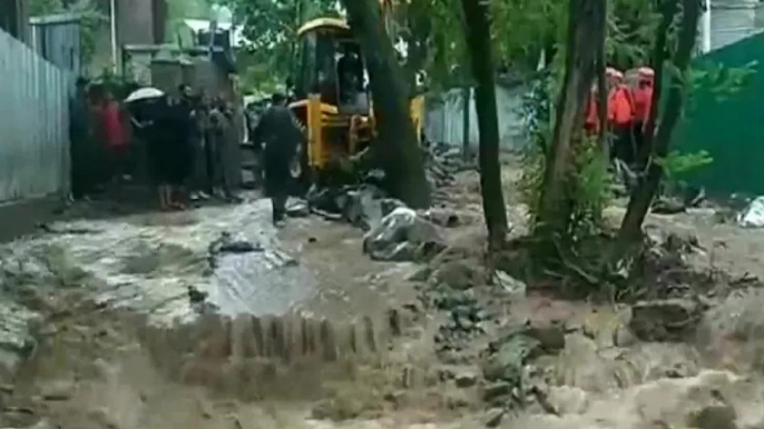 Cloudburst in JK’s Ganderbal triggers flash floods