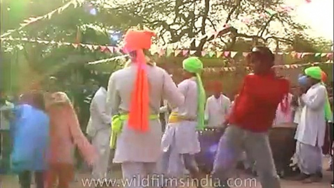 Indian folk dancers at the Surajkund International Crafts Mela