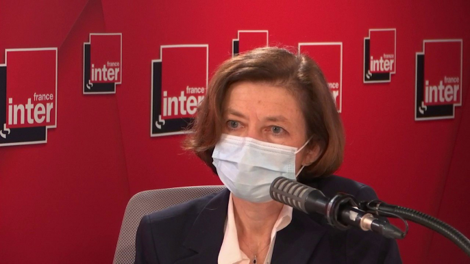 Florence Parly : "Je crois que le défilé du 14-Juillet est très apprécié par les Français, parce qu'ils sont fiers de leurs militaires, je suis profondément convaincue que nos armées sont au service de la République."