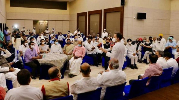 Rahul Gandhi meets Opposition leaders on Pegasus row