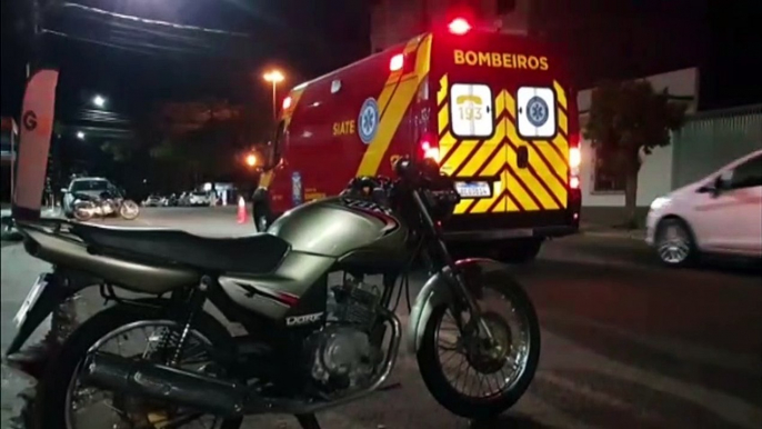 Jovem de 23 anos é socorrido pelo Siate após se envolver em colisão entre motos no Bairro São Cristóvão