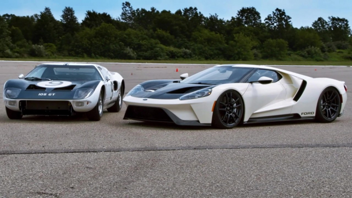 2022 Ford GT 64 Heritage Edition and 1964 Ford GT Prototype Design