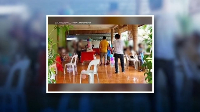 Ilang deboto, hindi napigilang ang paglapit sa imahen ni San Miguel kahit bantay-sarado sa health protocols | Saksi