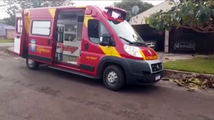 Mulher fica ferida ao sofrer queda de escada em residência no Bairro Brasília