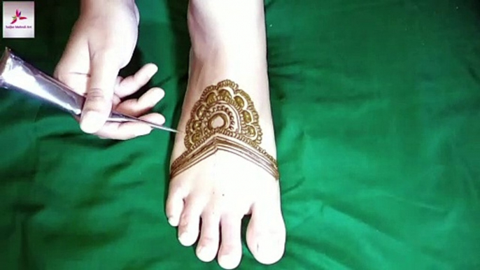 feet mehndi design - mehandi for leg - pero ke liye mehendi design - feet henna design - सरल आसन पैरों के लिए मेहंदी डिजाइन  - habiba Mehndi Art