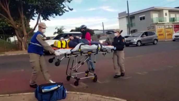 Após colisão com bicicleta elétrica, ciclista sofre queda e é socorrido pelo Siate