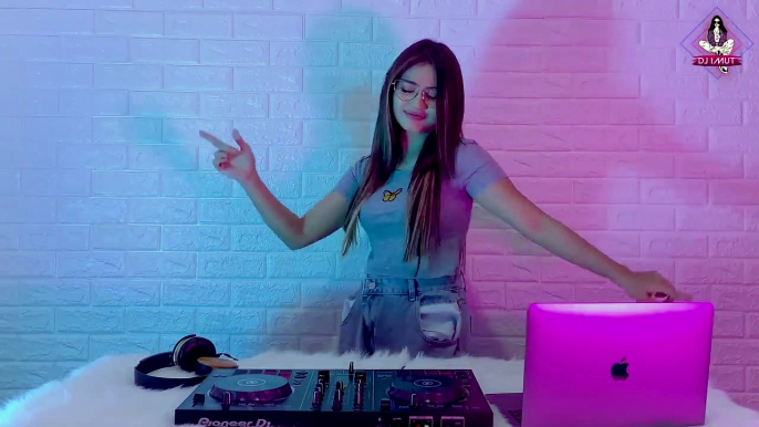 TIKTOK VIRAL!!! YANG MERASA DI TINGGAL PACARNYA TANGANNYA DI ATAS (DJ IMUT REMIX)