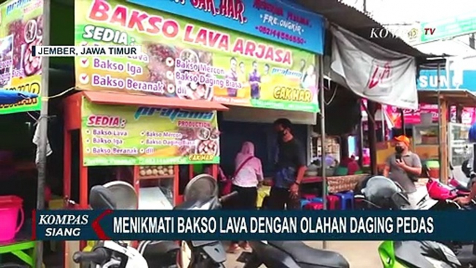 Sluurrpp.. Sensasi Pedas Bakso Lava Ini Dijamin Bikin Ngiler!