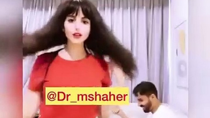 فوز العتيبي تحرج زوجها على الهواء وهذا رد فعله