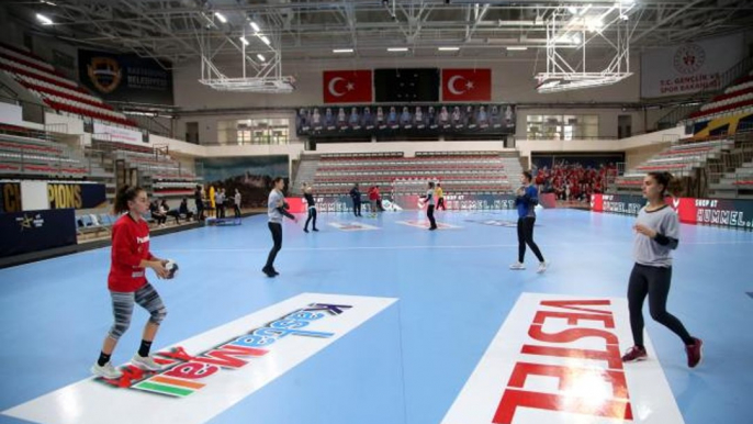 Kastamonu Belediyespor, EHF Kadınlar Şampiyonlar Ligi hazırlıklarına başladı