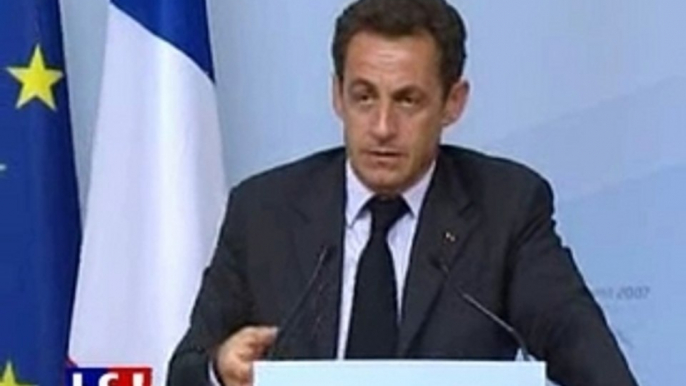 Sarkozy saoul comme un cochon au sommet du G8 juillet 2007