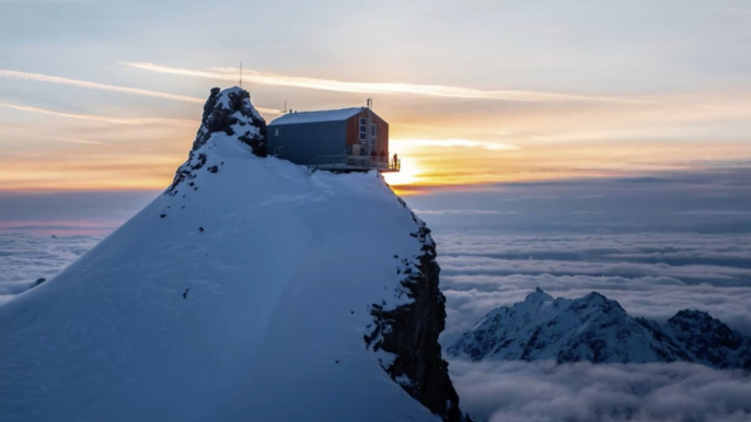 Dans les Alpes, ce refuge mythique du massif des Ecrins recherche son nouveau gardien