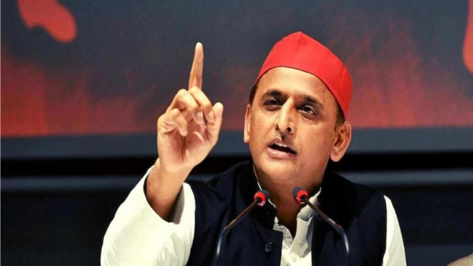 Akhilesh Yadav launches attack on Yogi government