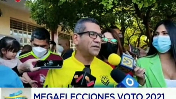 Candidato Willy Casanova: "Este proceso de votación es muy rápido fluye de manera armónica"