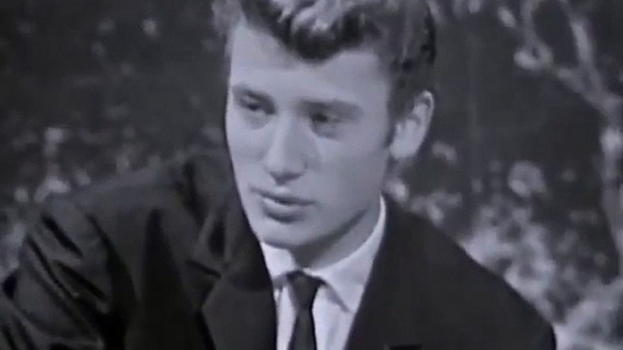 20 11 1961 RTF Il faut avoir vu Interview de Johnny hallyday par Jean Vertex et Jacqueline Joubert