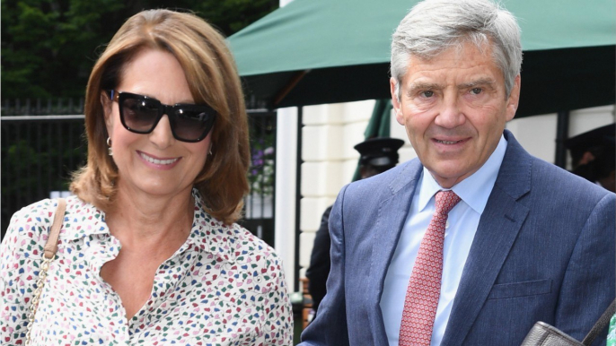 GALA VIDEO - Carole Middleton : sa sortie médiatique a-t-elle été orchestrée par le Prince William et Kate Middleton ?