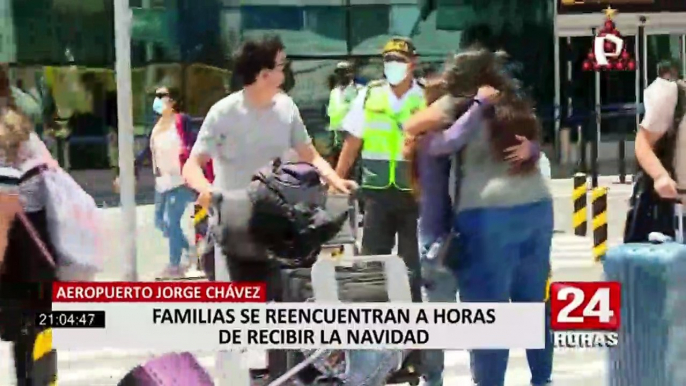 Emotivos reencuentros por Navidad en el Aeropuerto Internacional Jorge Chávez