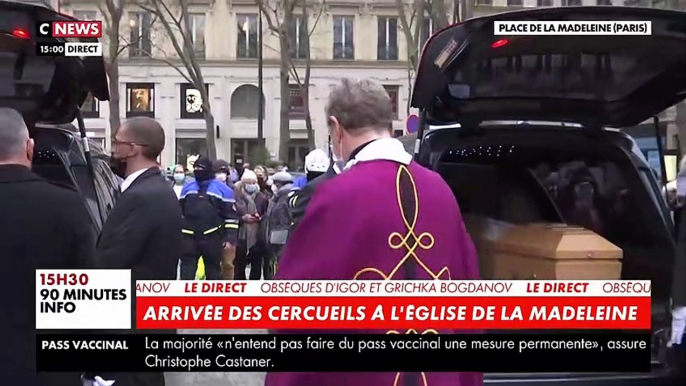 Les obsèques d'Igor et Grichka Bogdanoff, décédés à six jours d'intervalle à l'âge de 72 ans, se sont déroulées cet après-midi à l'église de la Madeleine à Paris - VIDEO