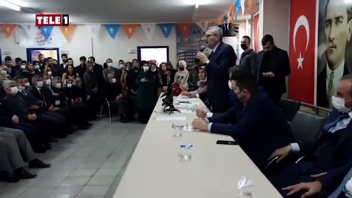 AK Partili Ünal konuşurken ''AK Partiliyim, açım'' diyen vatandaş salondan çıkarıldı