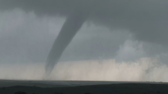 Funnel cloud: A spectacular tornado leaves villagers in shock in France