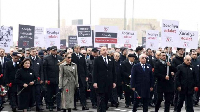 Azerbaycan halkı Hocalı Katliamı'nı 30. yıl dönümünde anıyorBakü Büyükelçisi Bağcı: "Türkiye bu davada yine Azerbaycan'ın yanındadır"