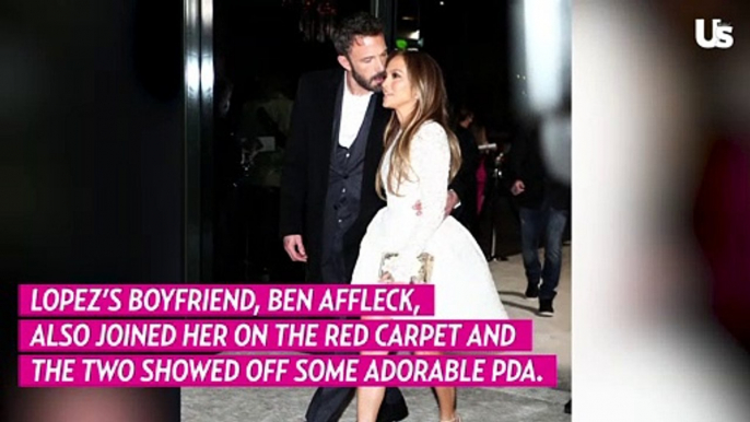 Jennifer Lopez Wears Bridal Dress & Shows Pda W: Ben Affleck At 'Marry Me' Premiere