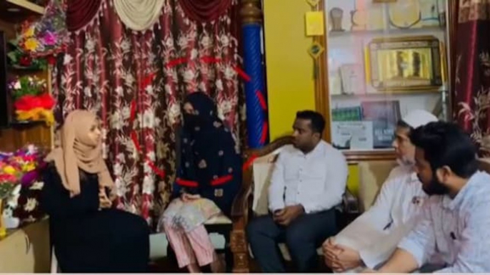 CFI delegation meets girl who was heckled by anti-hijab protesters