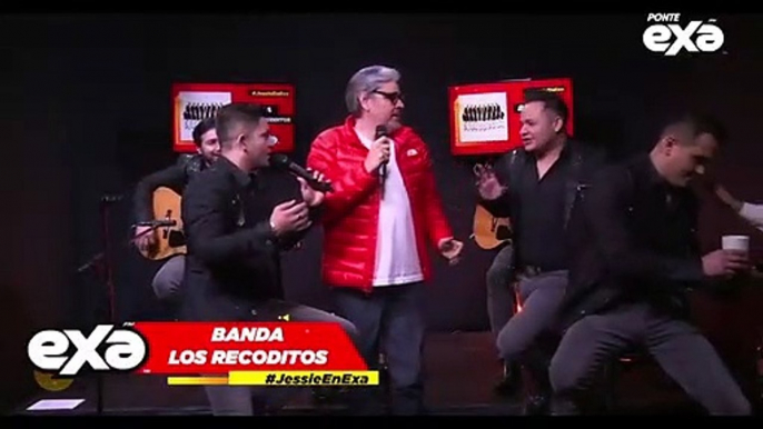 ¡Disfruta la entrevista y musical con Banda Los Recoditos en #JessieEnExa!  (651)