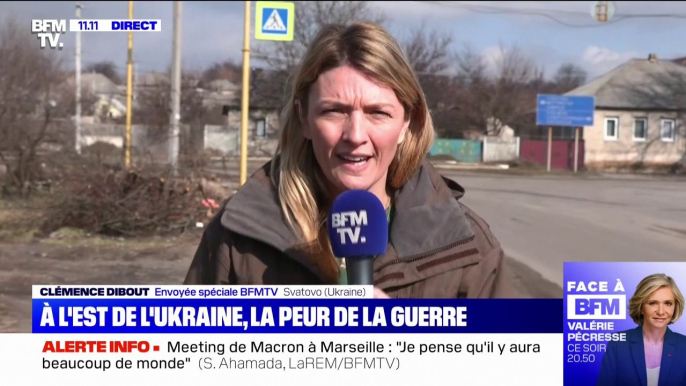 À l'est de l'Ukraine, les militaires affluent et des habitants s'en vont