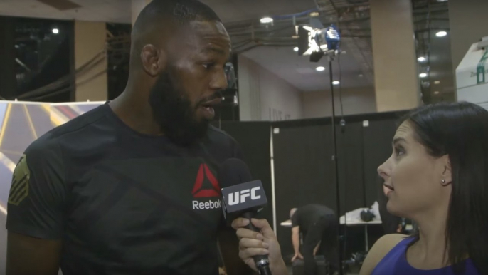 UFC 197 : Jon Jones réagit de manière très surprenante en apprenant la blessure au bras d'Ovince Saint-Preux