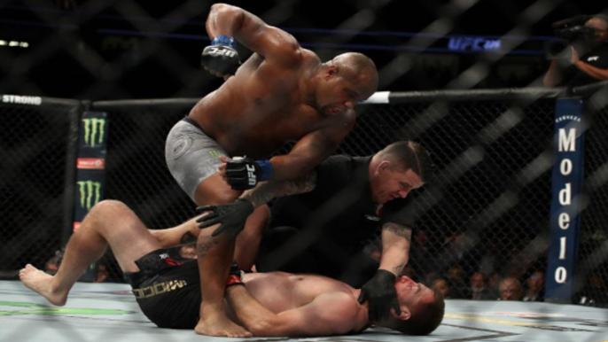 UFC : Daniel Cormier connaissait les faiblesses de Stipe Miocic en clinch