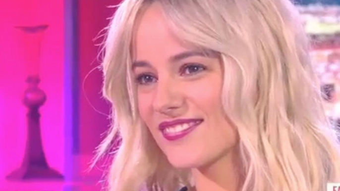 Public Zap : Alizée très coquine : "J'ai 30 ans je peux faire des choses avec des filles !"