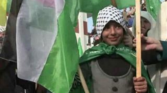 Gazans celebrate as Israel, Hamas commit to truce