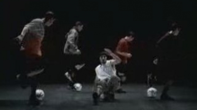 A Nike Freestyle Soccer - Ronaldinho Pub